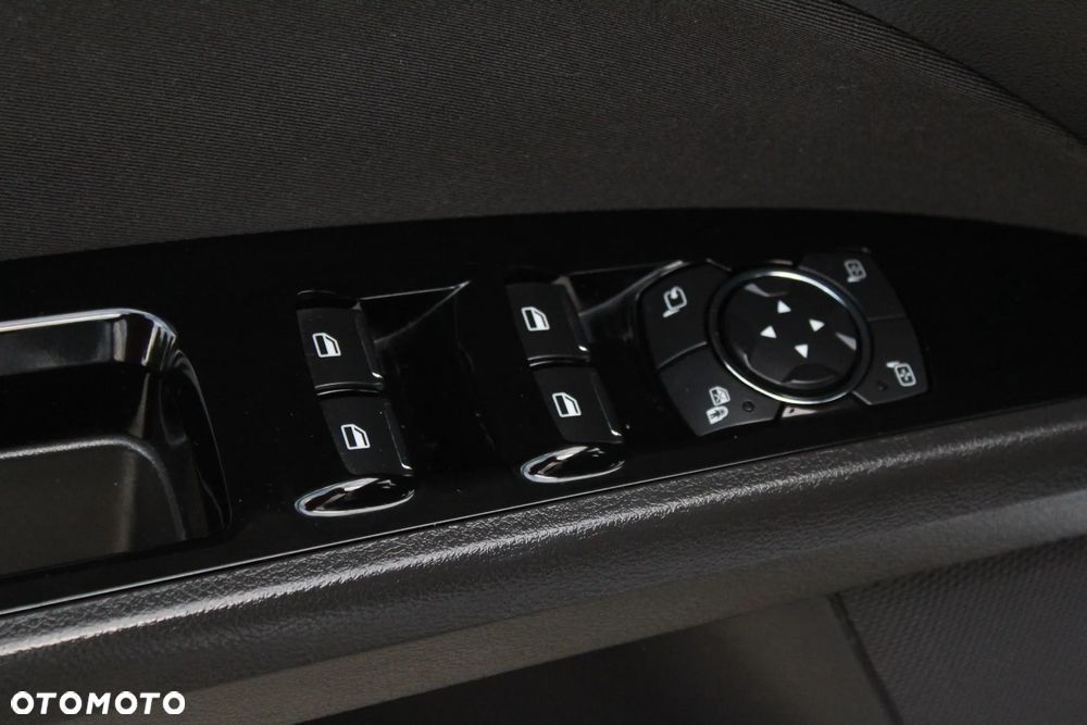 Ford Mondeo - 16