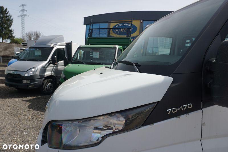 Iveco 70C17 brygadówka doka wywrotka - 9