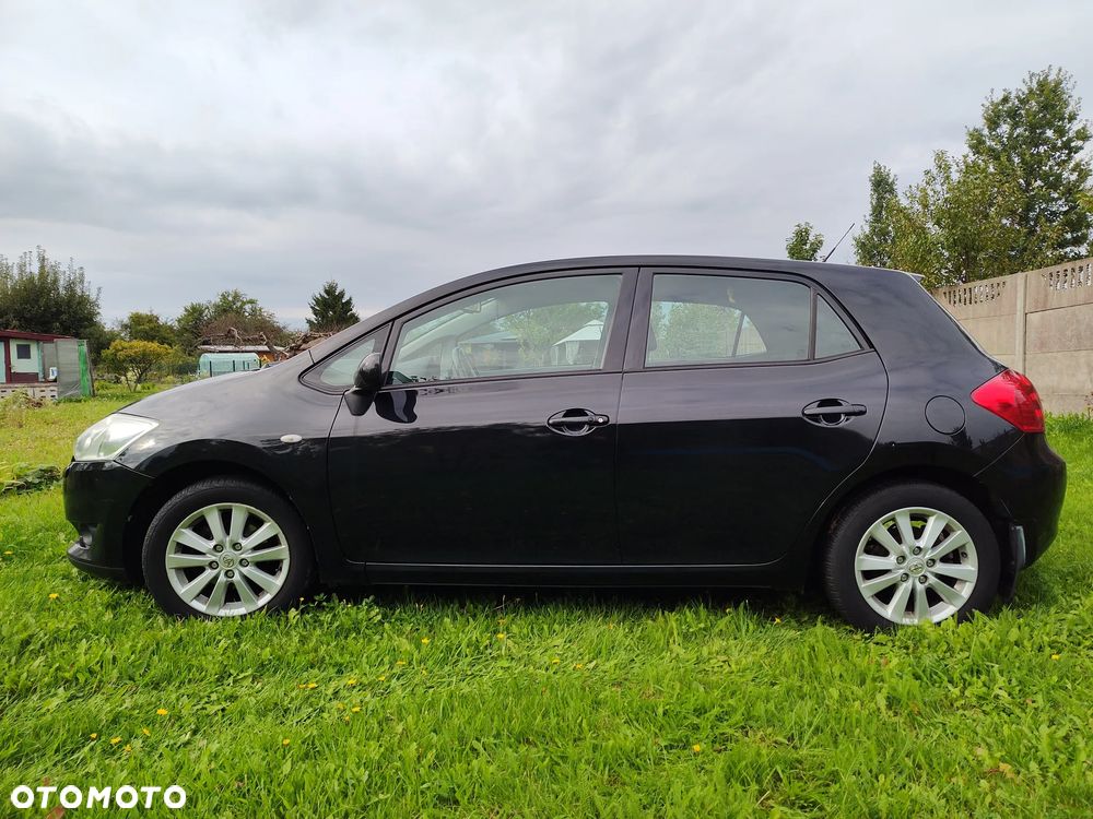 Toyota Auris - 3