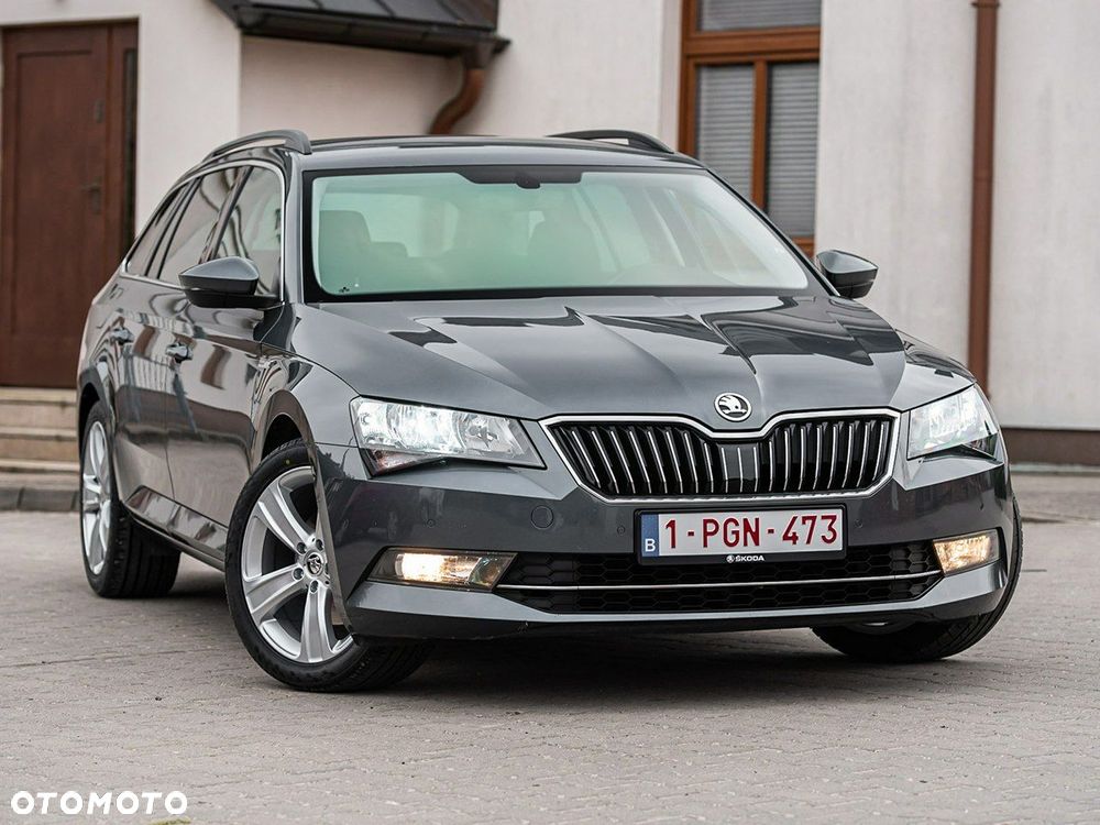 Skoda Superb 1.6 TDI Ambition Greenline - 4