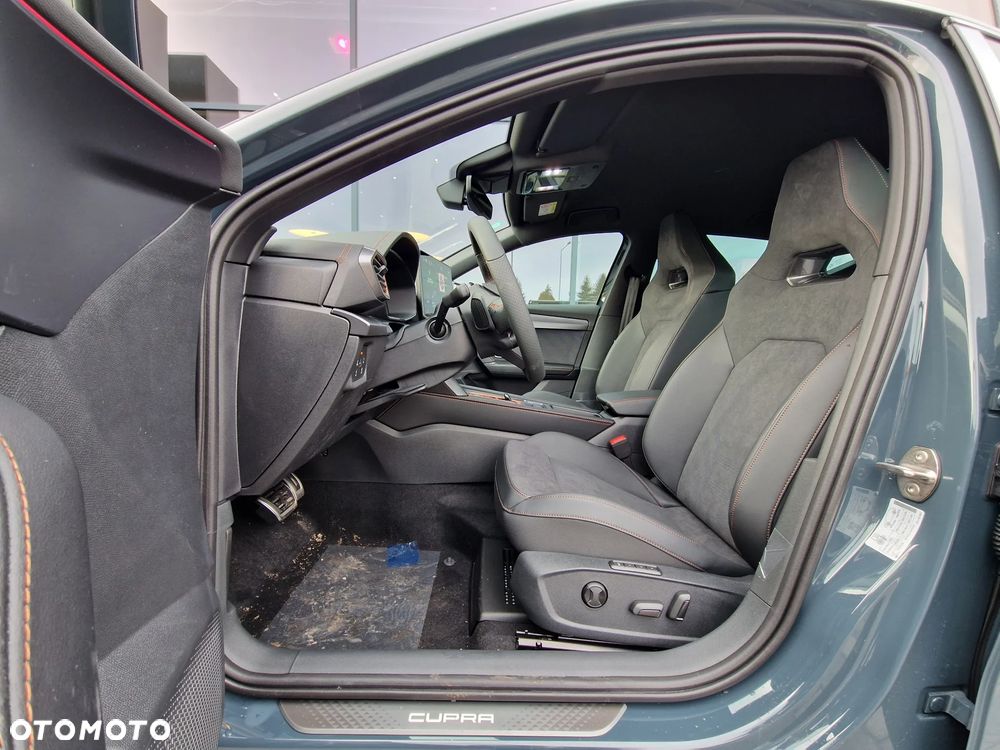 Cupra Leon 1.5 eTSI mHEV DSG - 8