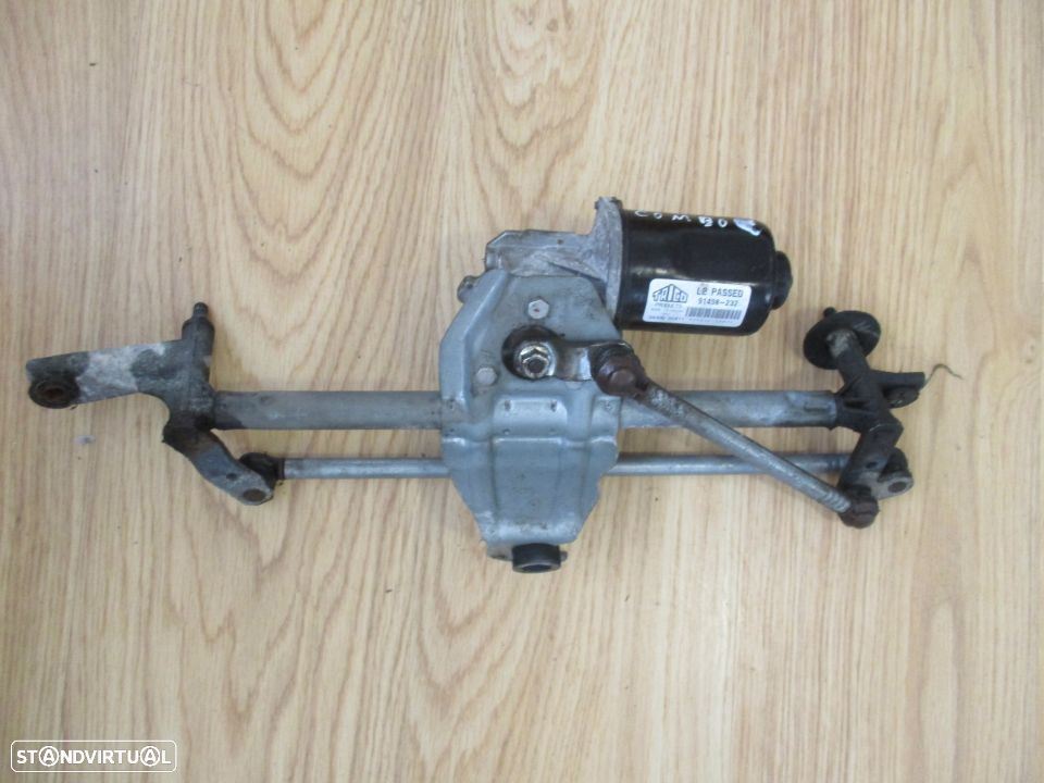 Motor Limpa Vidros Para Brisas Opel Combo C - 2