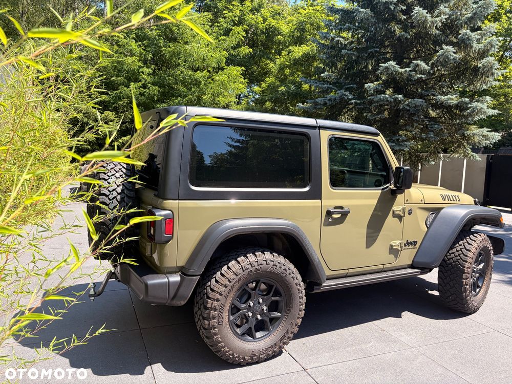 Jeep Wrangler - 23