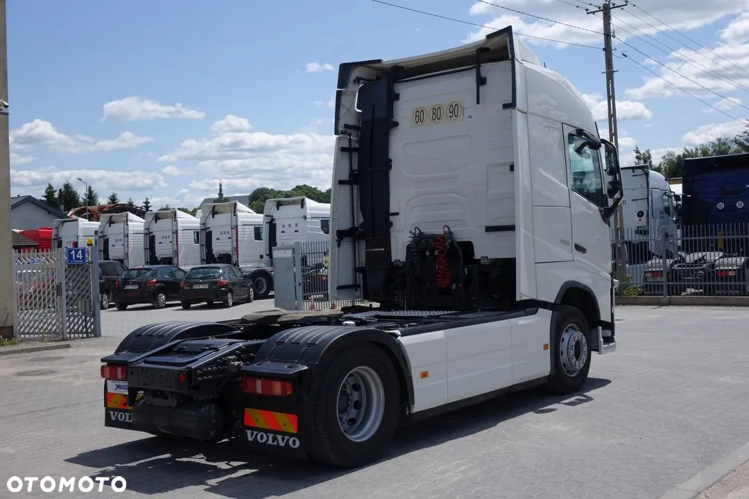 Volvo FH 500 GLOBETROTTER / STANDARD/ AUTOMAT / EURO 6 / LODÓWKA / KLIMATYZACJA POSTOJOWA/ 2 ZBIORNIKI PALIWA - 5