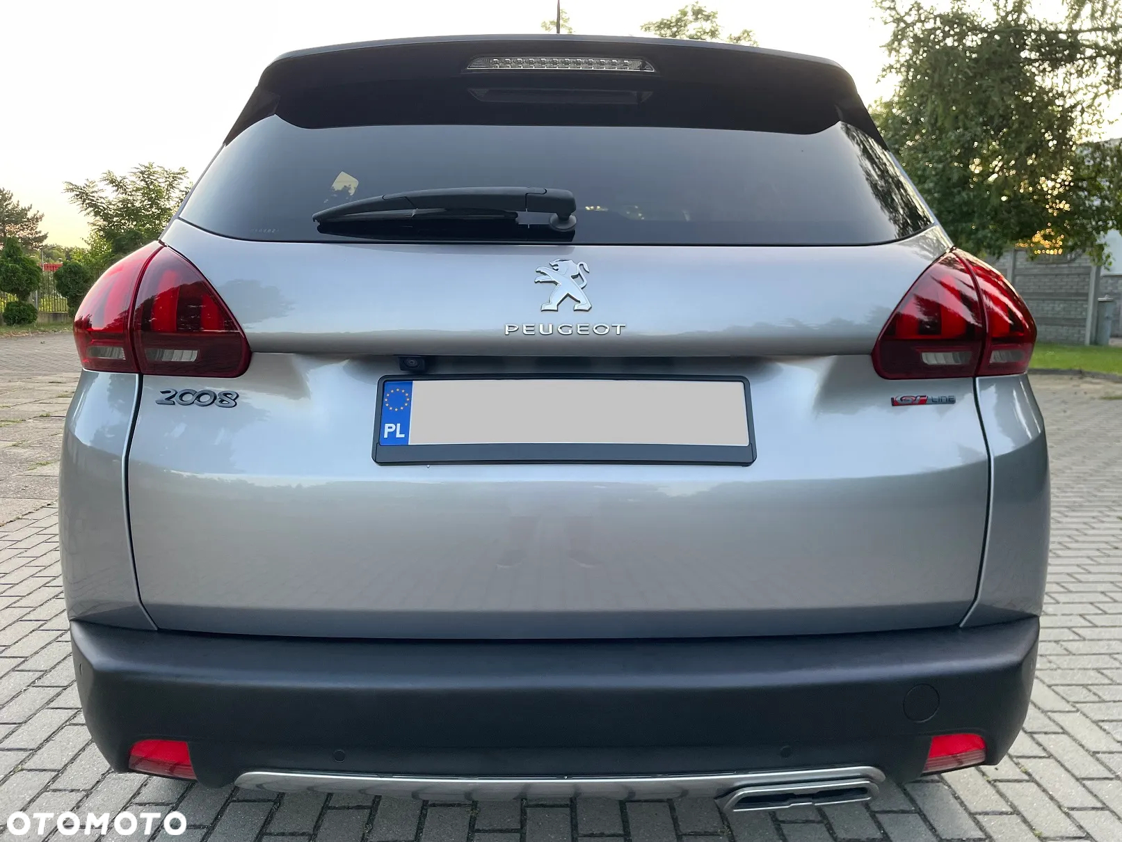 Peugeot 2008 - 12