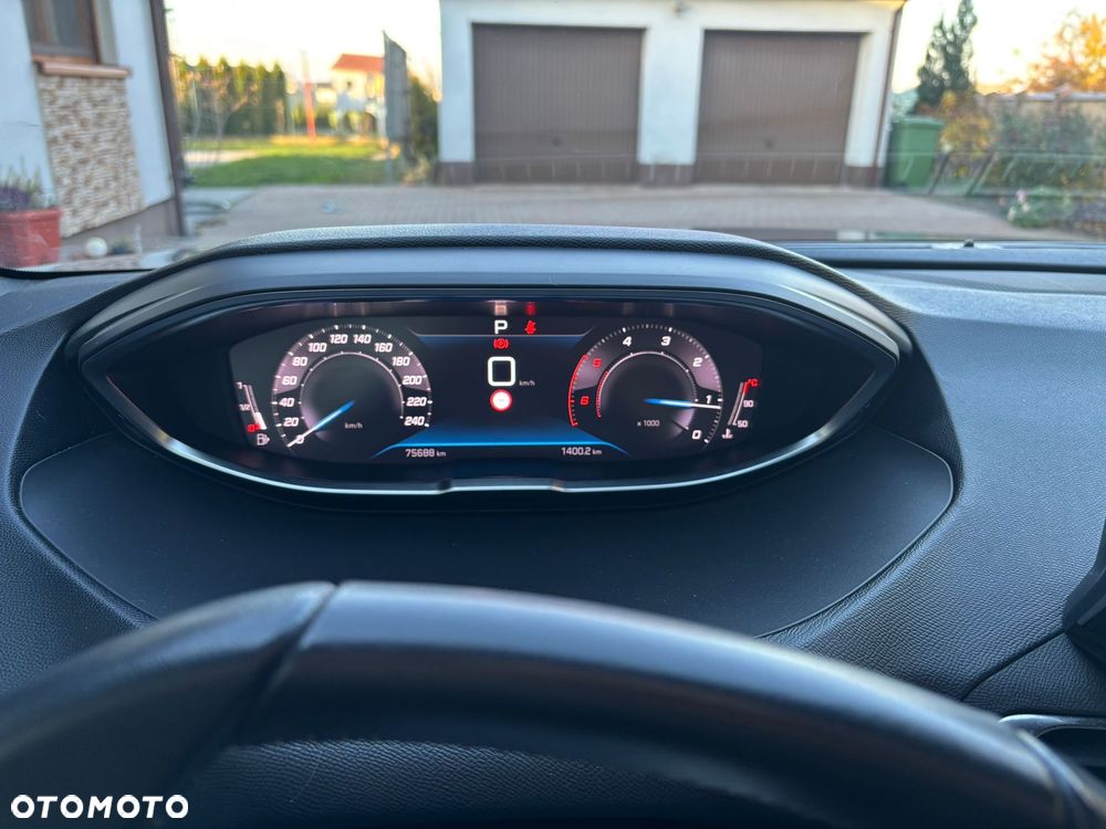 Peugeot 3008 1.5 BlueHDi Allure S&S EAT8 - 6