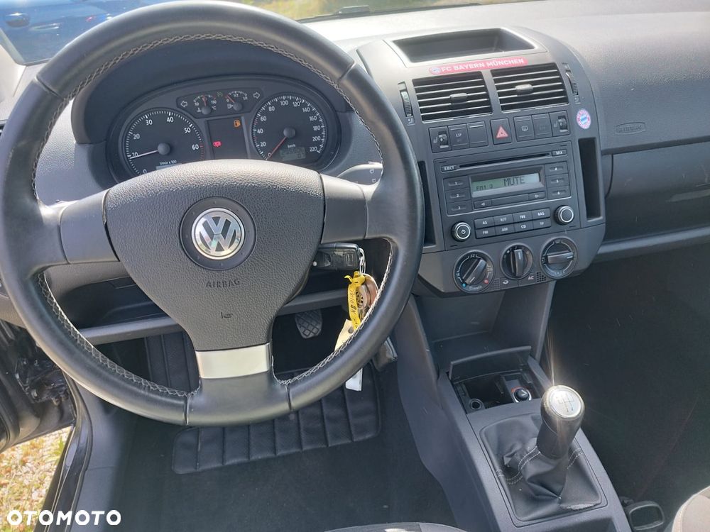 Volkswagen Polo - 17