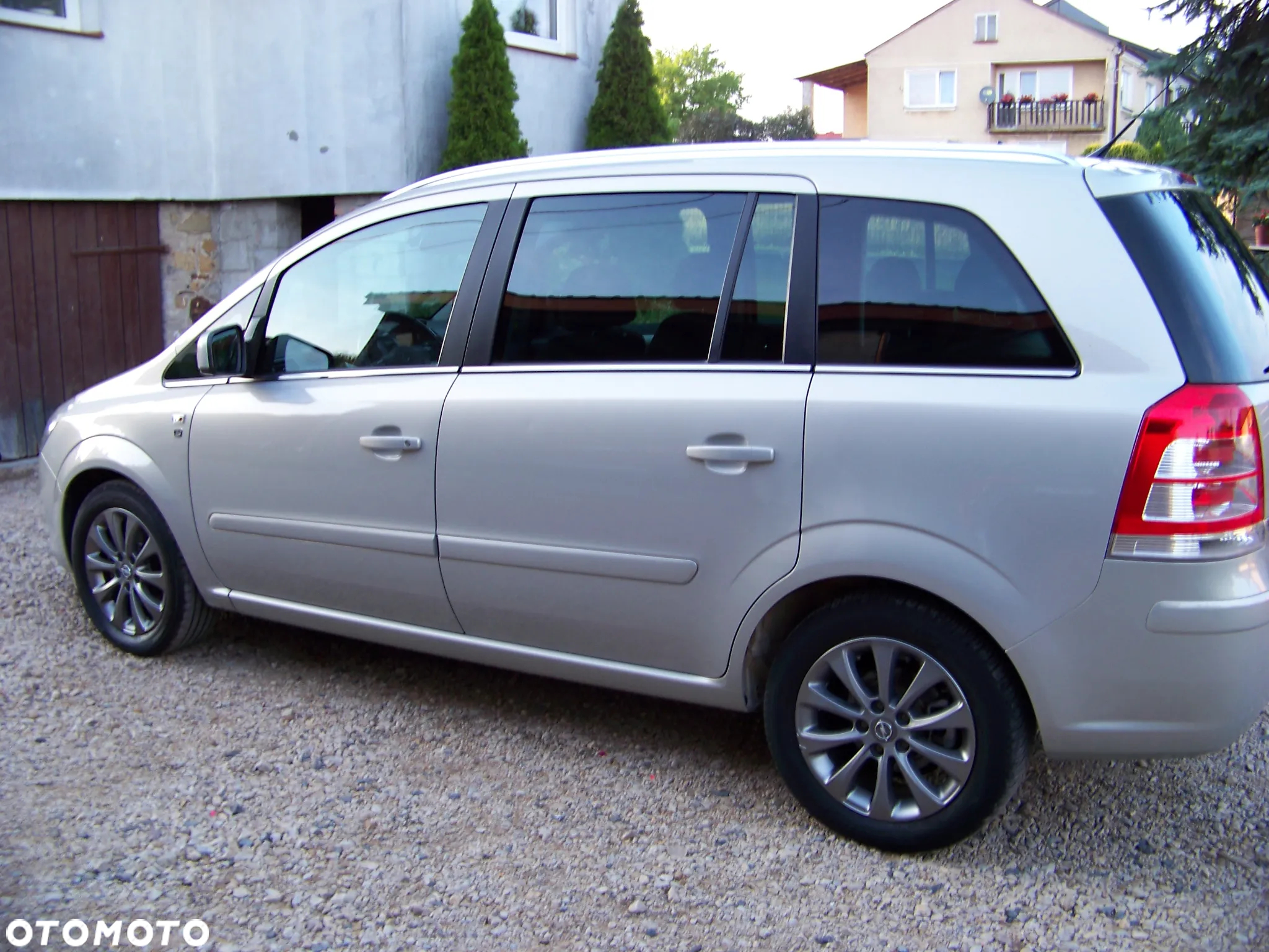 Opel Zafira 1.6 111 - 8