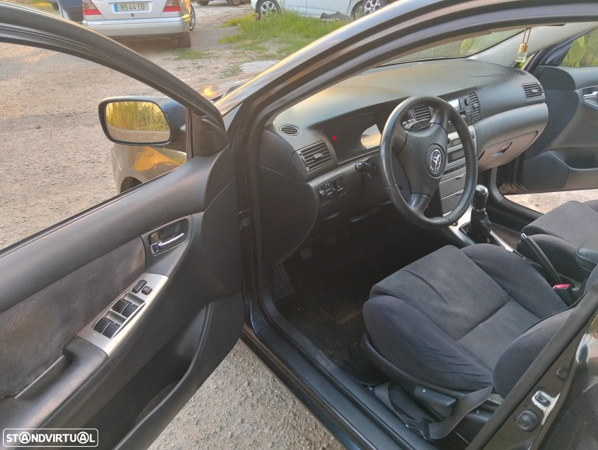 Toyota Corolla - 7