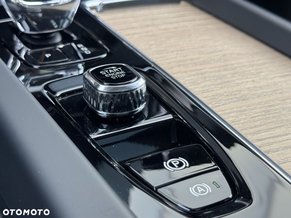 Volvo XC 60 - 21