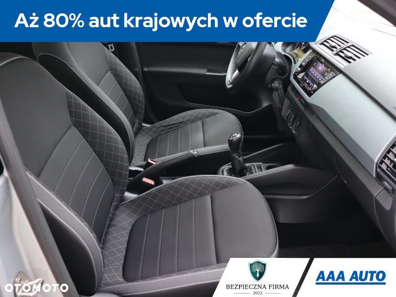 Skoda Fabia - 10