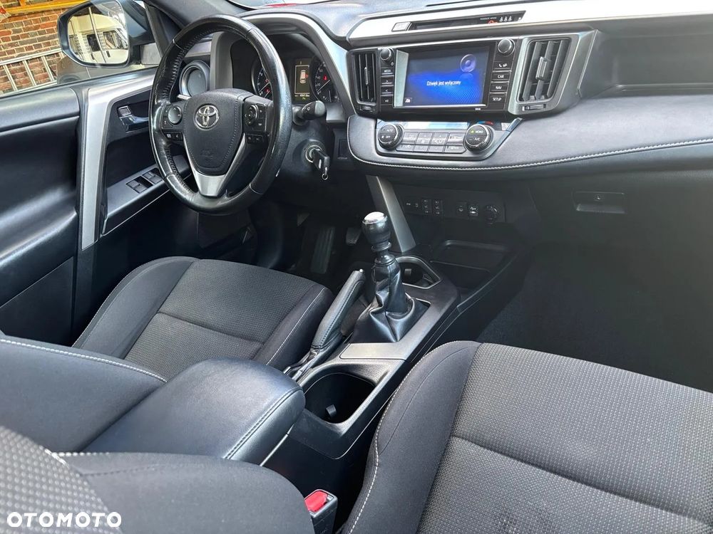 Toyota RAV4 2.0 4x4 Executive - 17