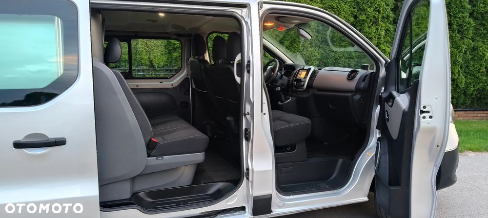 Renault TRAFIC LONG BRYGADÓWKA 6 OSÓB - 27