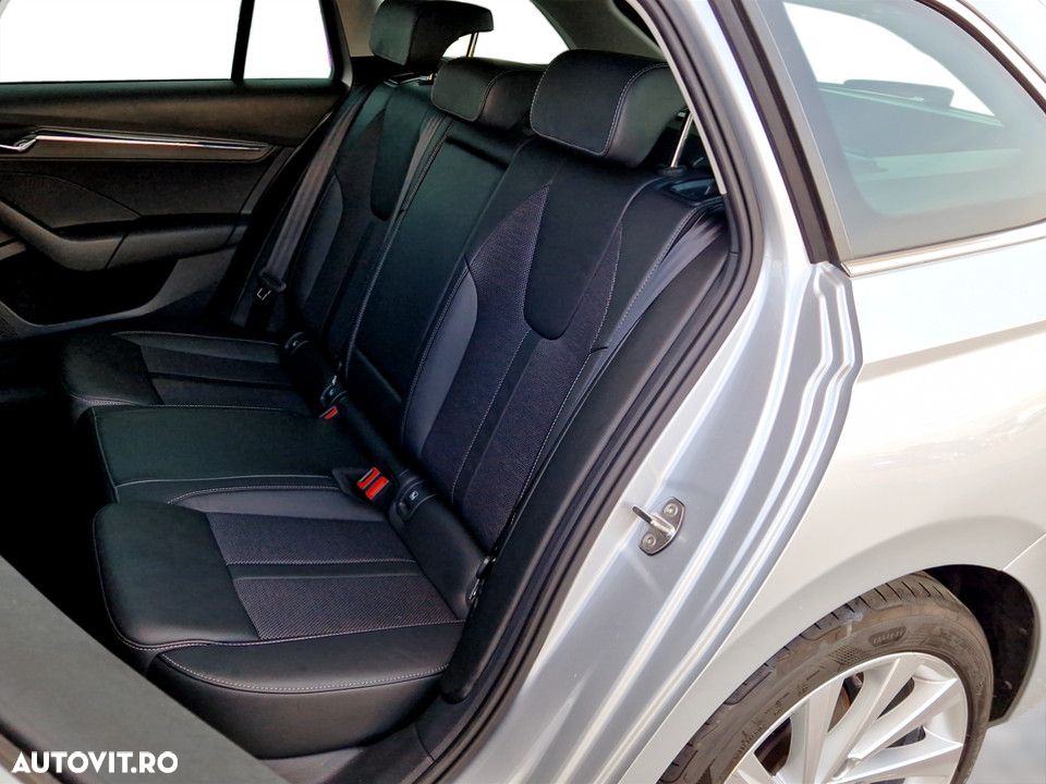 Skoda Octavia 2.0 TDI DSG Style - 15