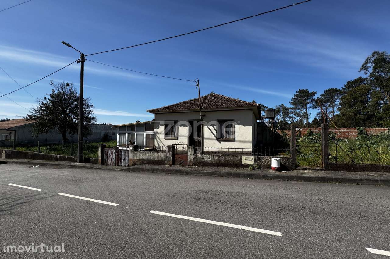 Moradia T3 em Remolha, Santa Maria da Feira - Grande imagem: 2/16