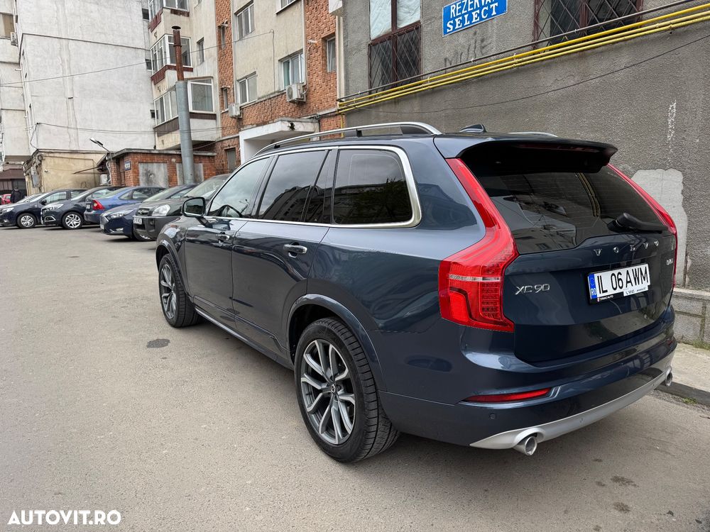 Volvo XC 90 D5 AWD Geartronic Momentum - 12