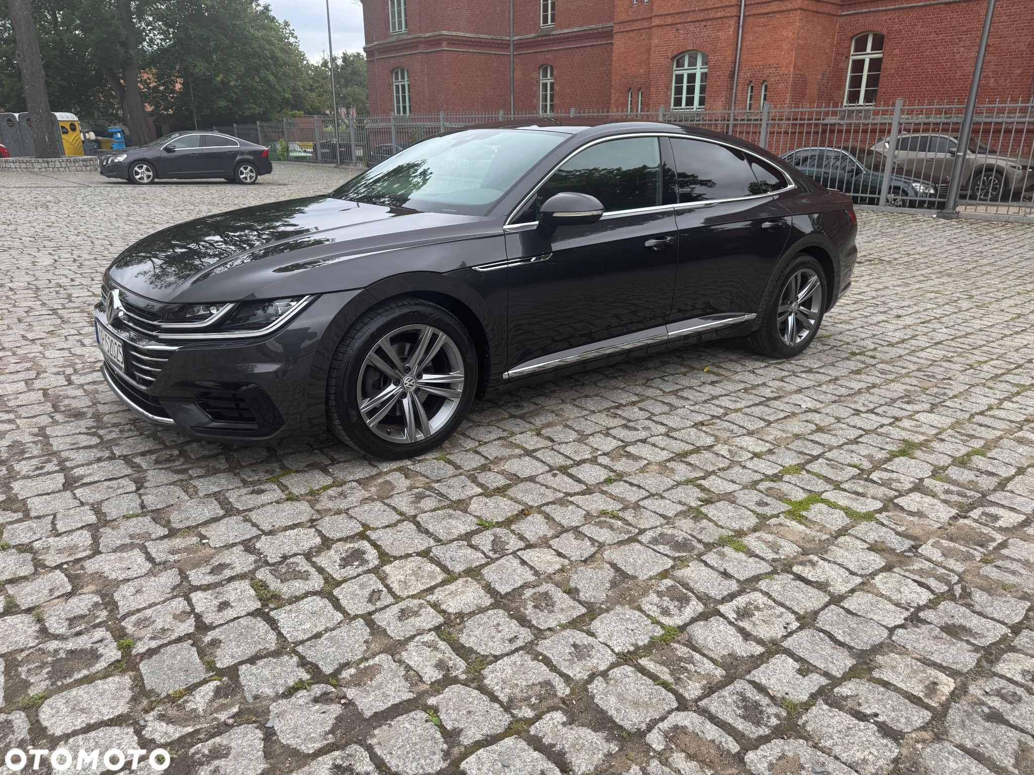 Volkswagen Arteon 2.0 TDI SCR R-Line DSG - 10