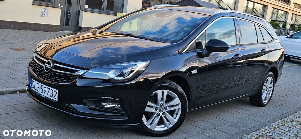 Opel Astra 1.6 D (CDTI) Start/Stop Dynamic - 1