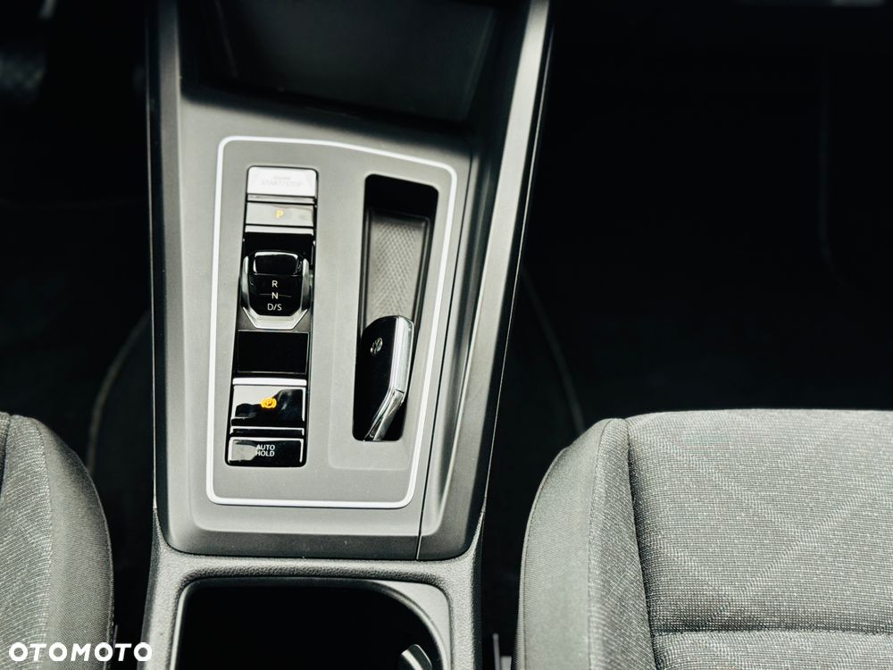 Volkswagen Golf - 19