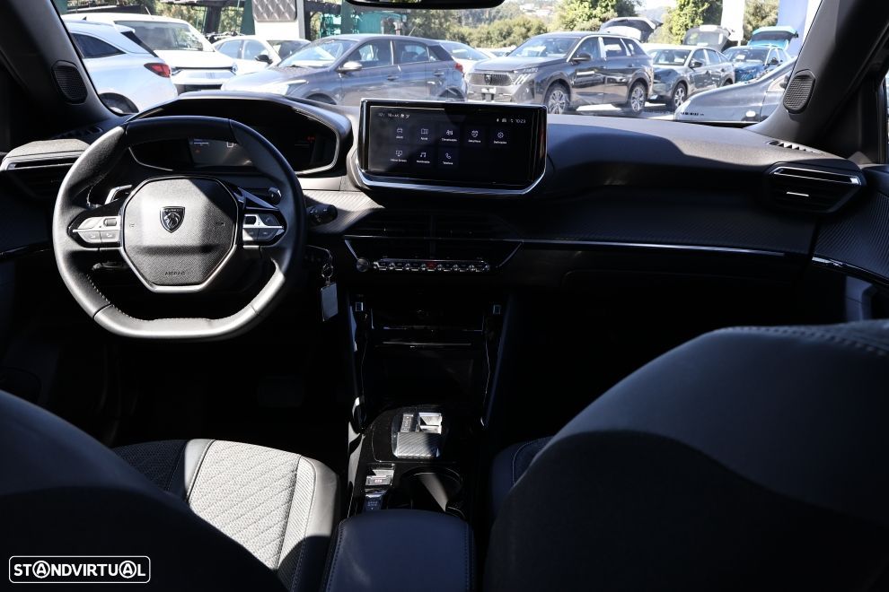 Peugeot 2008 1.2 Hybrid Allure e-DCS6 - 11