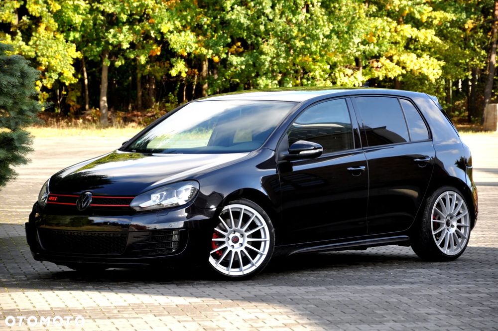 Volkswagen Golf 2.0 GTI DSG - 4