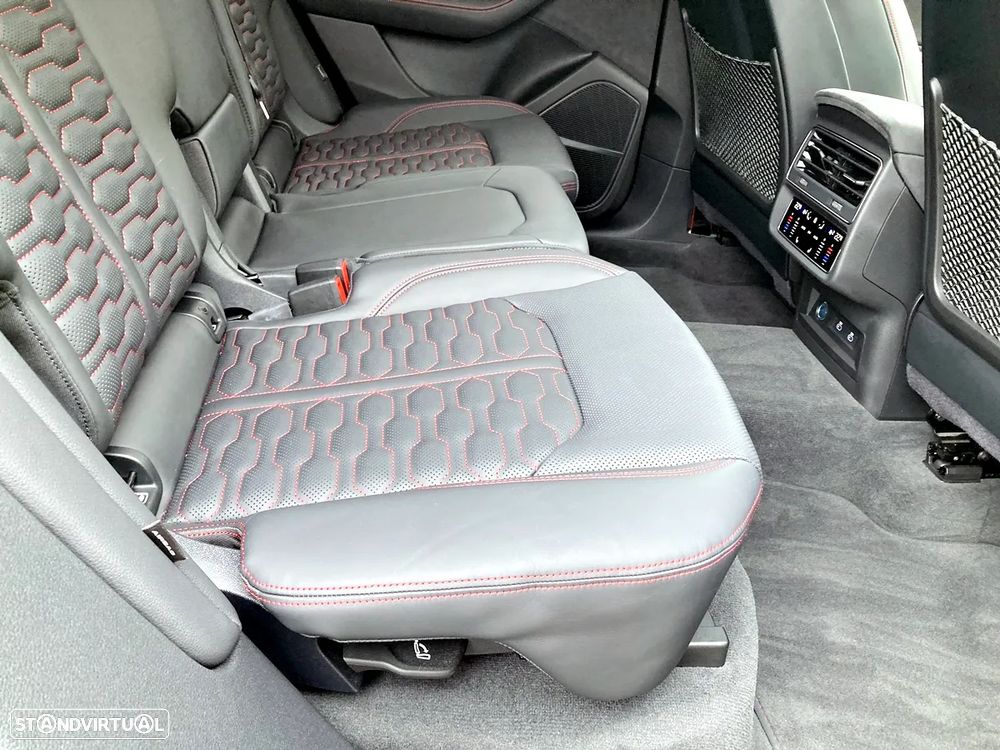 Audi RS Q8 4.0 TFSI quattro Tiptronic - 35