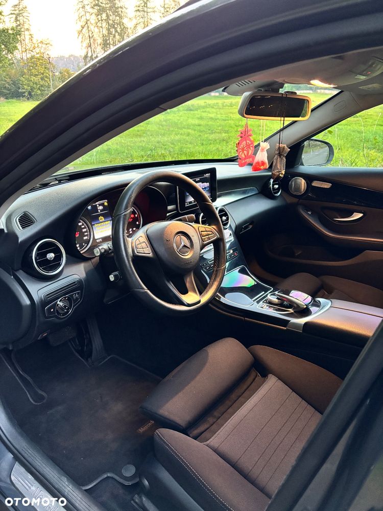 Mercedes-Benz Klasa C 220 (BlueTEC) d T 7G-TRONIC Avantgarde - 10