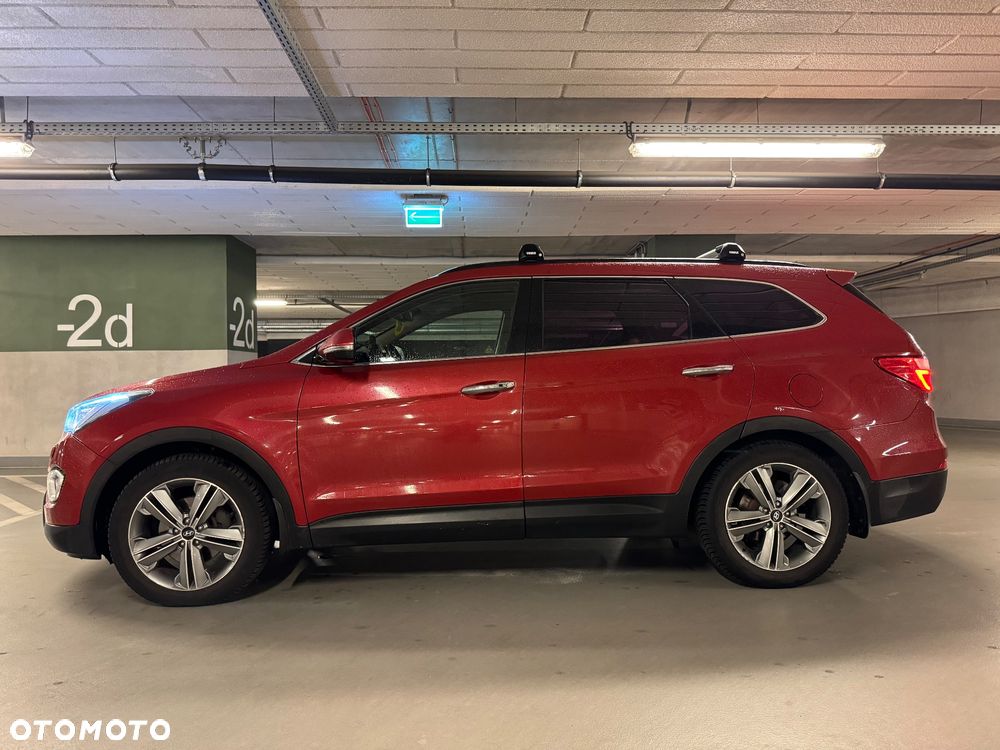 Hyundai Grand Santa Fe - 7