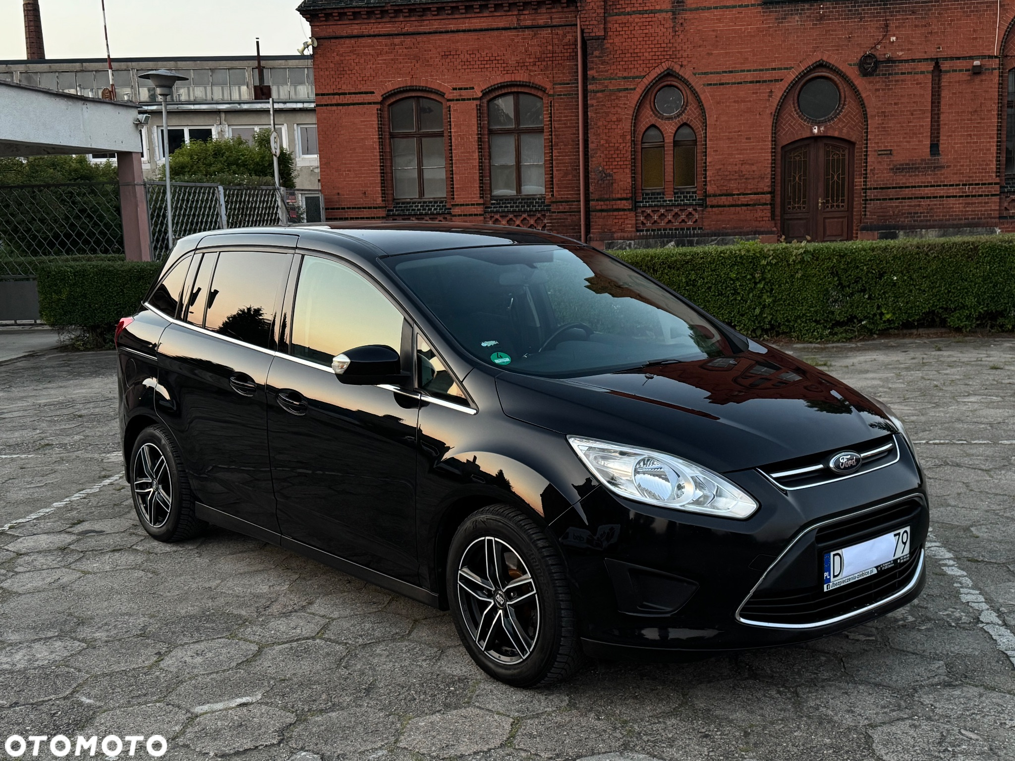 Ford Grand C-MAX 1.6 TDCi Ambiente - 4