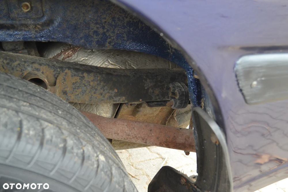 Opel Frontera 2.5 TDS Sport SoftTop - 9