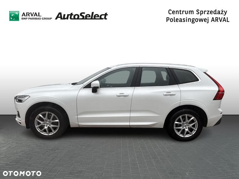 Volvo XC 60 T5 Momentum Pro - 3