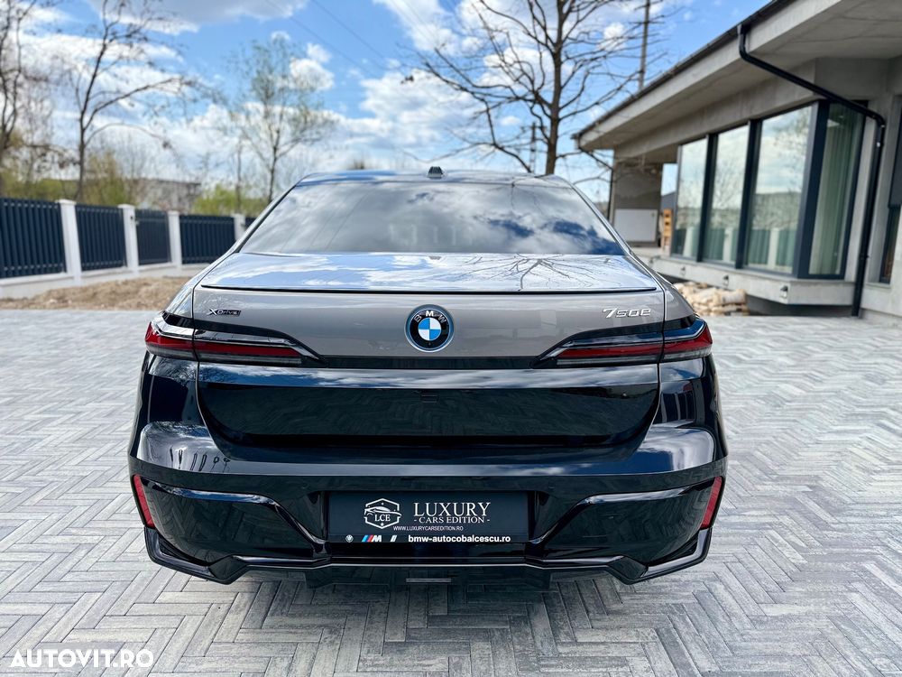 BMW Seria 7 750e xDrive AT PHEV - 4