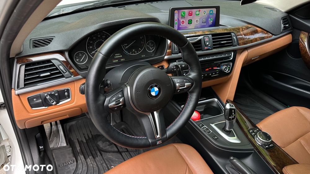 BMW Seria 3 328i Luxury Line - 17