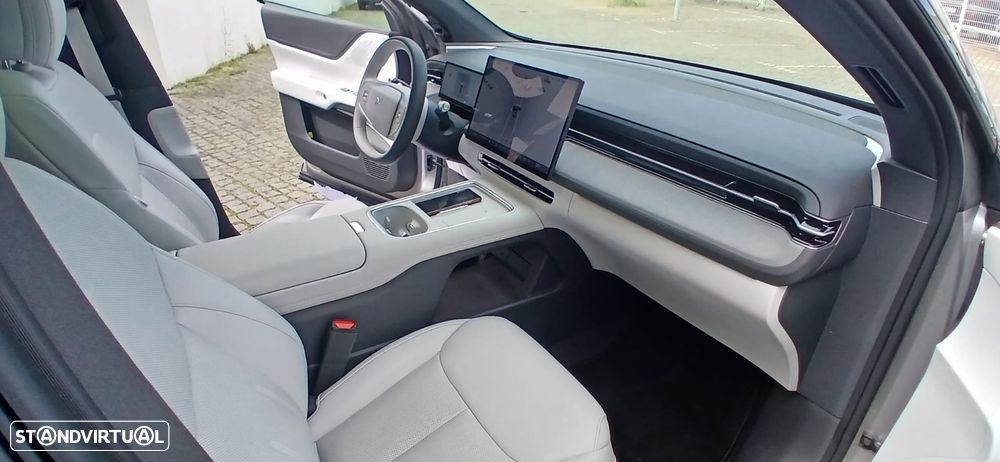 Xpeng G6 80.8 kWh Long Range - 14