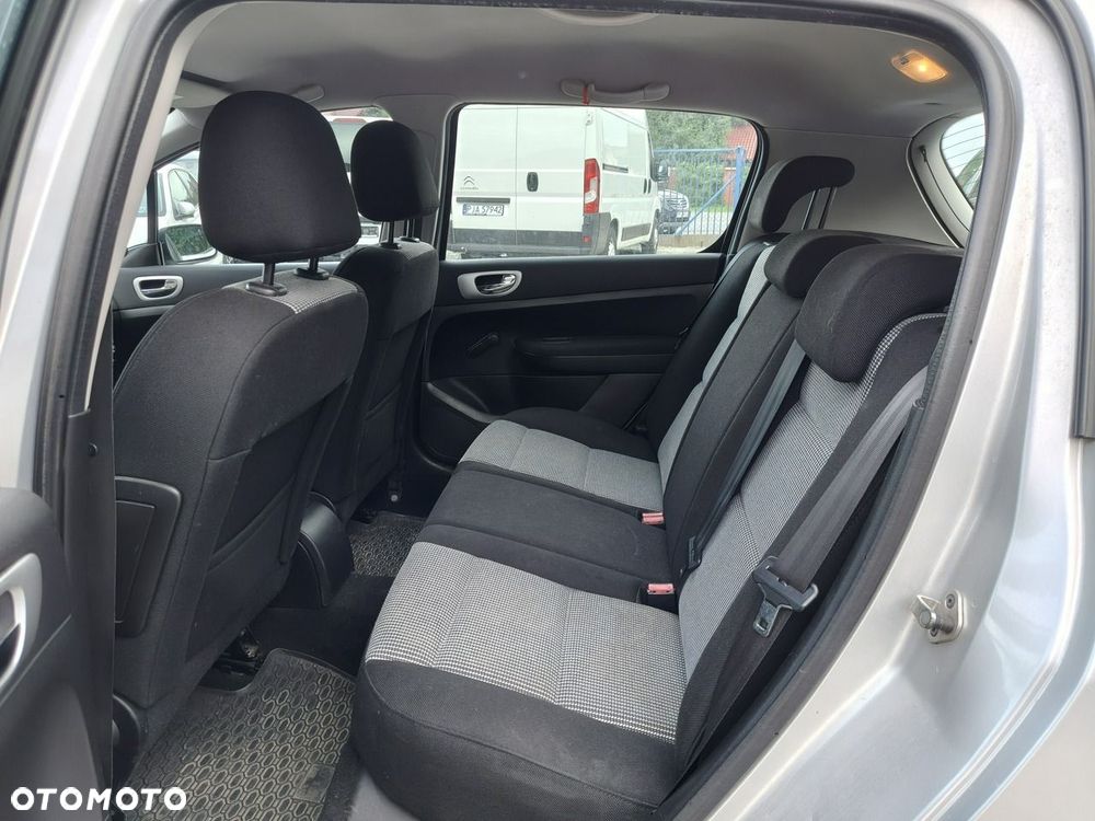 Peugeot 307 HDi 110 Epok - 26