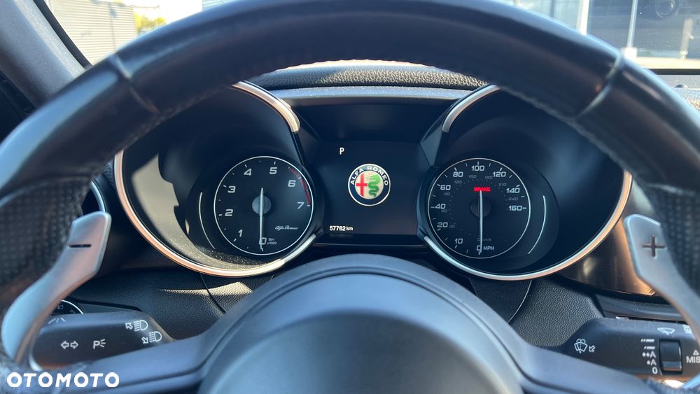 Alfa Romeo Giulia - 15