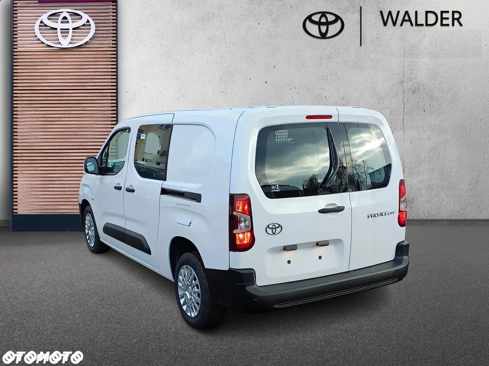 Toyota Proace City - 4