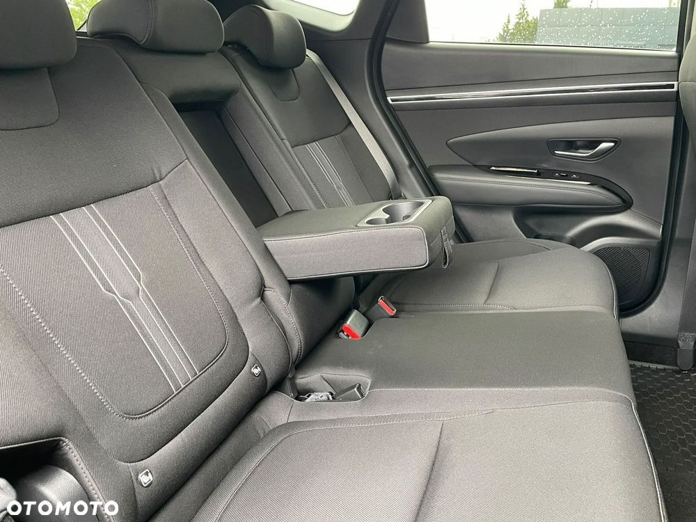 Hyundai Tucson 1.6 T-GDi HEV Executive 2WD - 18