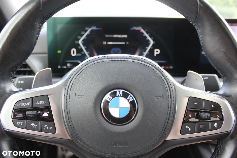 BMW Seria 3 330i xDrive M Sport - 20