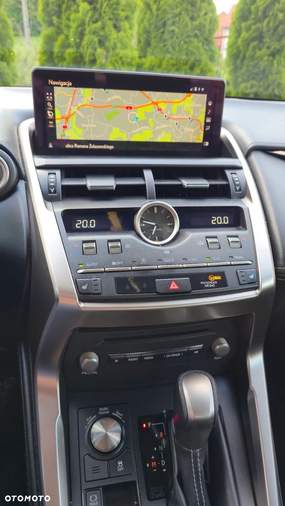 Lexus NX 300 Business Edition AWD - 31