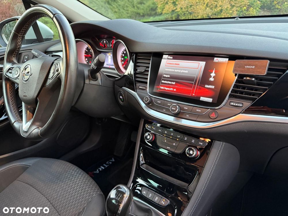 Opel Astra 1.4 Turbo Start/Stop Dynamic - 27