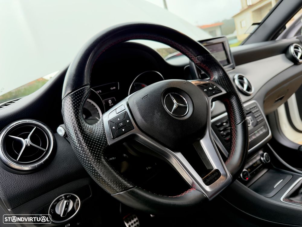 Mercedes-Benz CLA 200 CDI AMG Line - 43