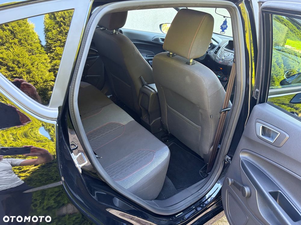 Ford Fiesta 1.5 TDCi ST-Line - 10