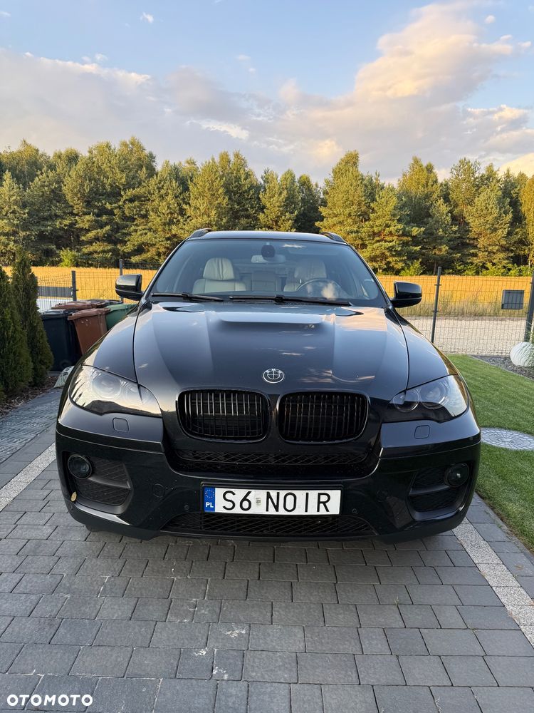 BMW X6 - 12