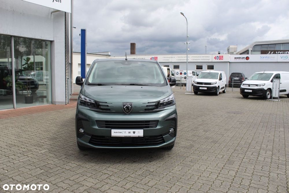 Peugeot Traveller - 3