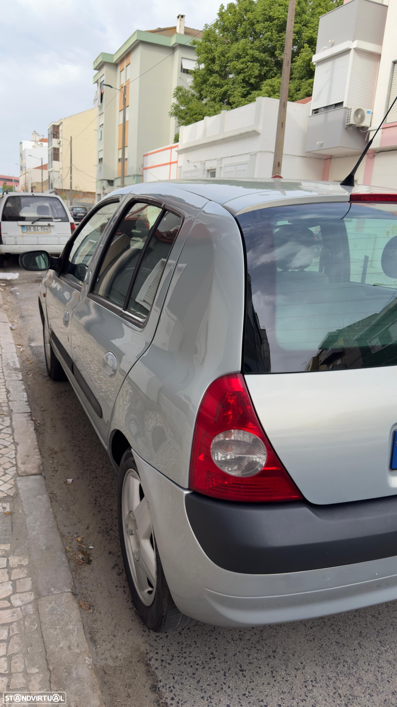 Renault Clio 1.5 dCi Authentique - 3
