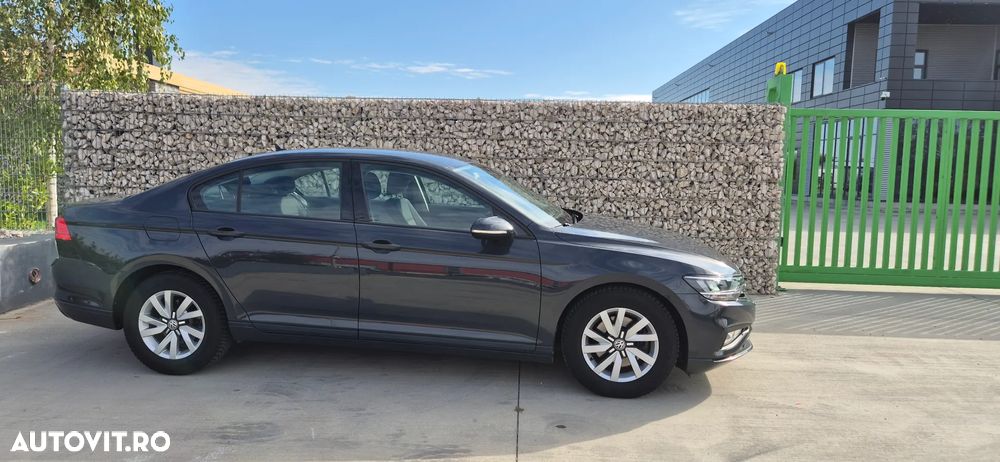 Volkswagen Passat 1.5 TSI ACT DSG Advance - 8