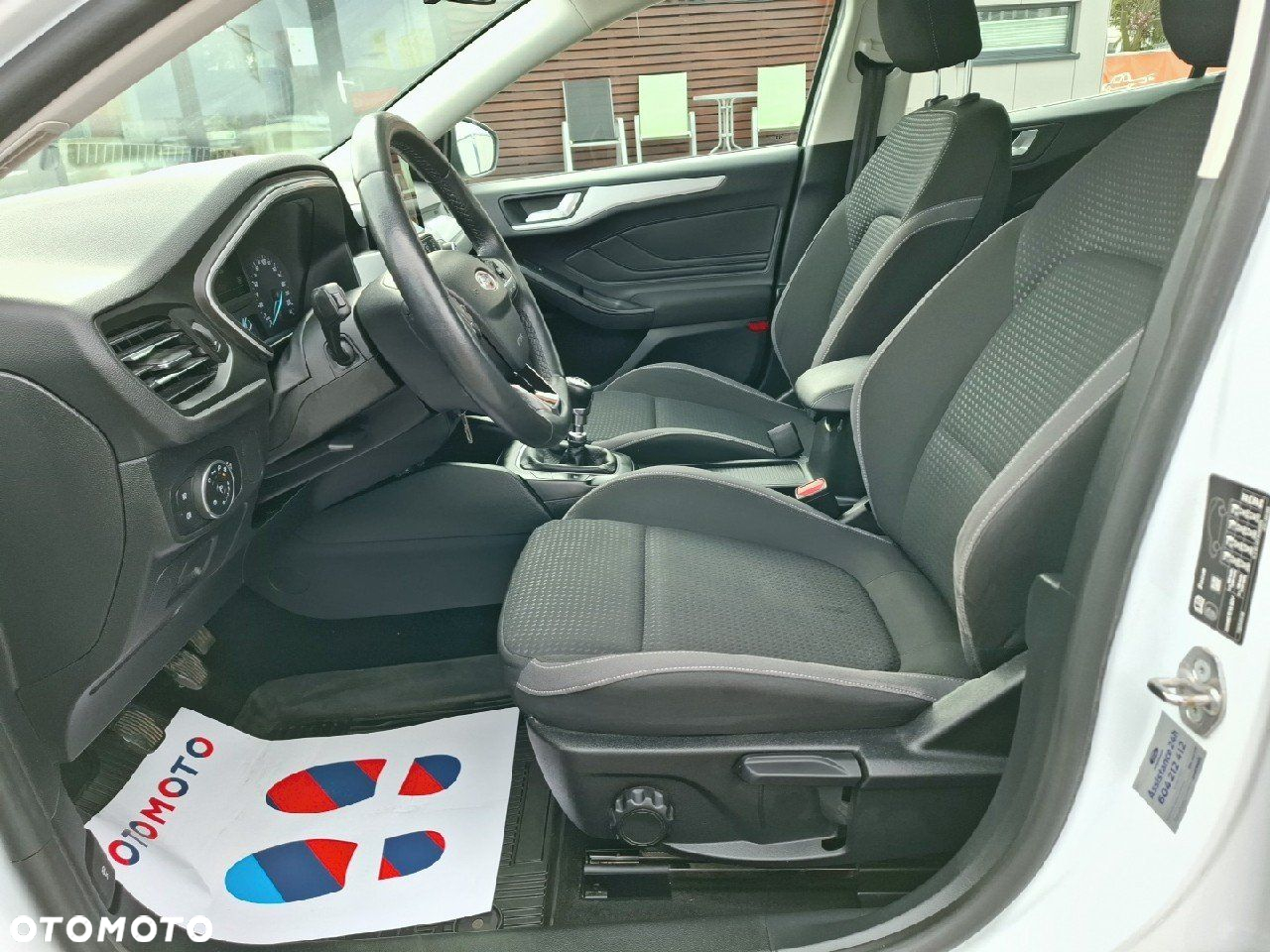 Ford Focus 1.0 EcoBoost Trend Edition - 11