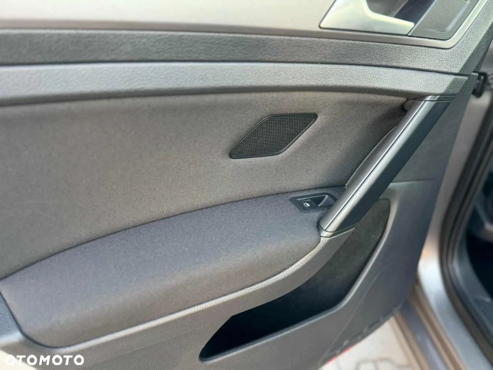 Volkswagen Golf VII 1.4 TSI BMT Highline DSG - 33