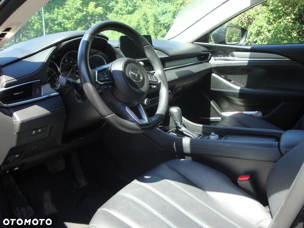 Mazda 6 - 12